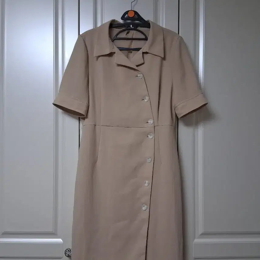 [BUNJANG] Kenneth Lady Summer Beige Button Dress Size 77 / 케네스레이디 여름베이지버튼원피스77