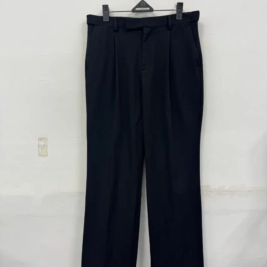 [BUNJANG] Musinsa Standard Wide Hidden Banding Slacks / (30)무신사스탠다드 와이드 히든밴딩 슬랙스