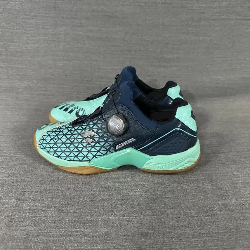 [BUNJANG] Btro Phantom X Badminton Shoes (Women's, 230mm) / 비트로 팬텀X 배드민턴화/여성(230mm)/s2172