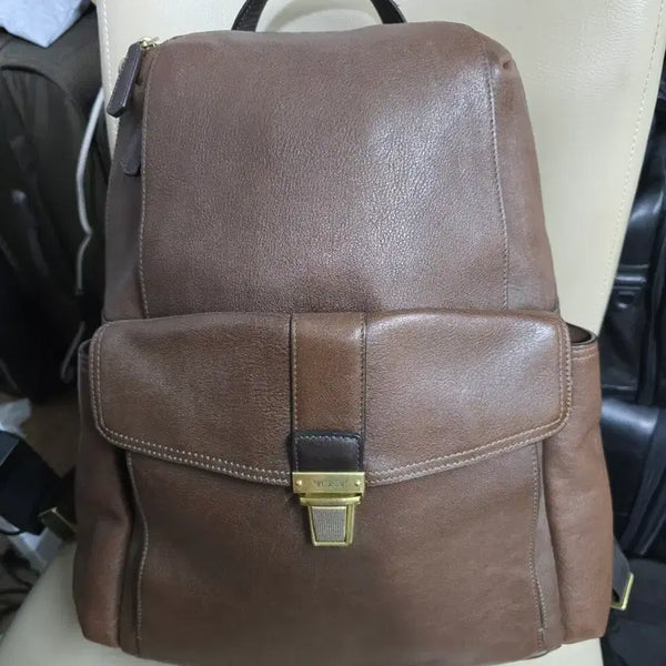 [BUNJANG] TUMI 68580B Beacon Hill Brimmer Brown Leather Backpack / TUMI 68580B Beacon Hill Brimmer 브라운 가죽 백팩