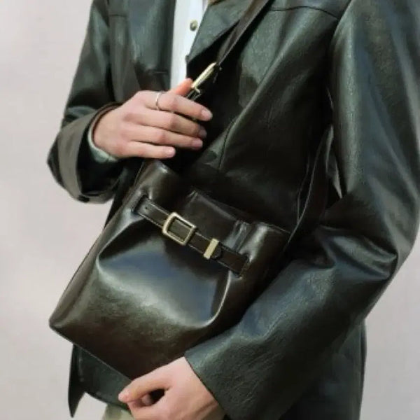 [BUNJANG] L' pekerjaan Sac de Ceinture Small Bag Black / 루에브르 삭드생뛰 블랙 가방 Sac de Ceinture Small