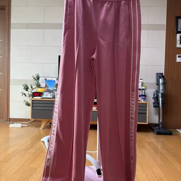 [BUNJANG] MLB Cleveland Guardians Pants (Large) / (옷장 정리) 싸요 - 새 제품 - MLB 클리블랜드 가디언스 바지 (라지)