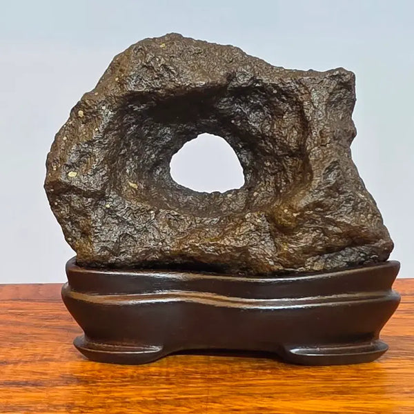 [BUNJANG] Unusual Ganseong Stone (Gwanseok) - Large Size / 26081902 만사형통 관통이 뻥 뚫린 괴산 관통석 수석 팝니다