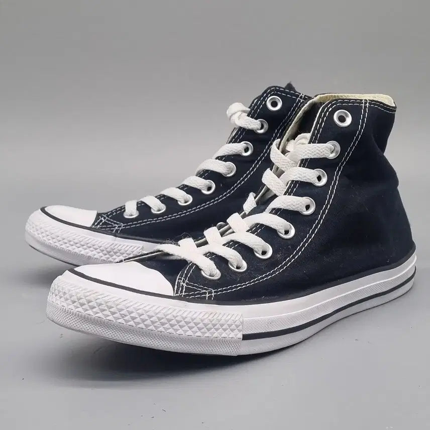 [BUNJANG] Converse Chuck Taylor Men's High-Top (Size 255) / zz 컨버스 척테일러 남성하이탑255