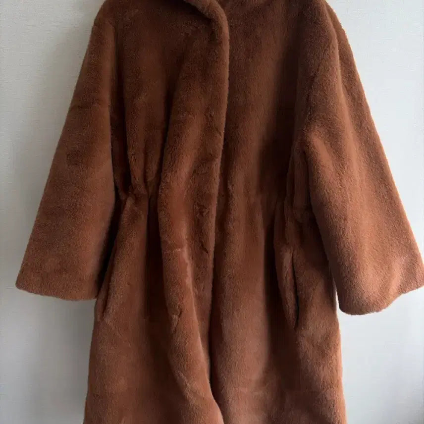 [BUNJANG] RAINE&RU Eco Fur Coat Brown / 랭앤루 에코 퍼 코트
