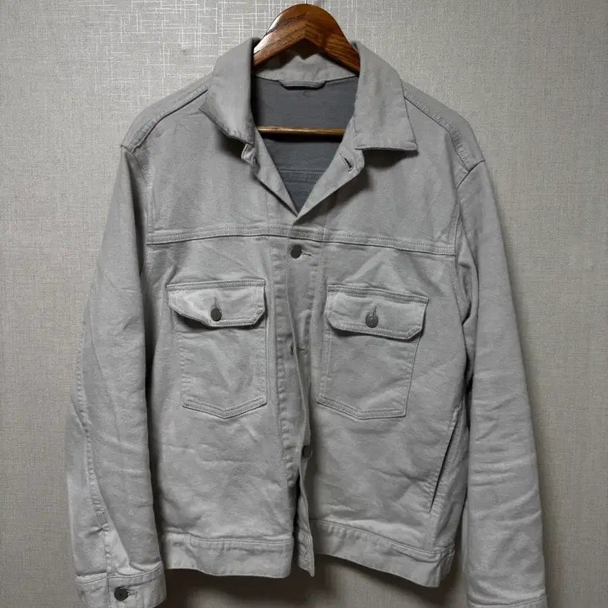 [BUNJANG] Uniqlo White Denim Jacket XL / 유니클로 화이트 데님 자켓 (XL)