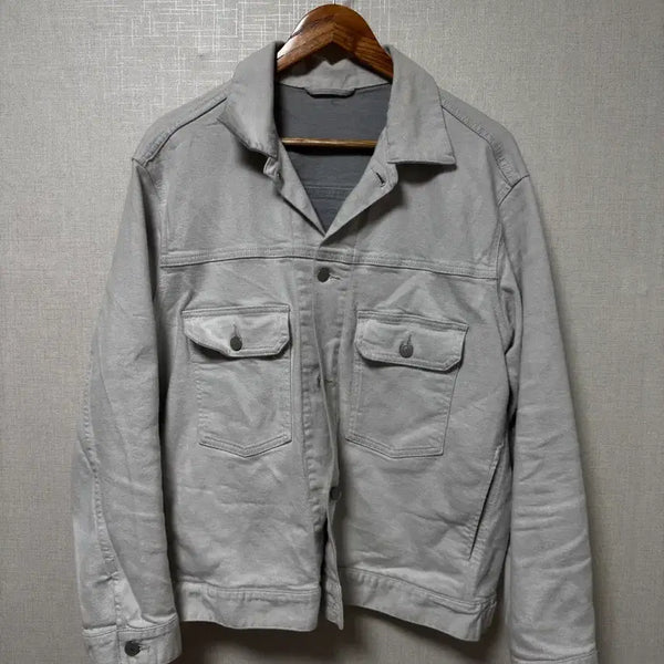 [BUNJANG] Uniqlo White Denim Jacket XL / 유니클로 화이트 데님 자켓 (XL)