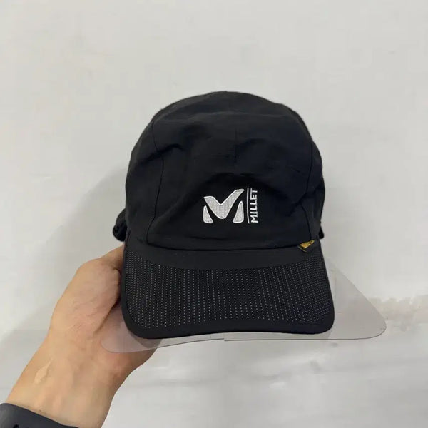 [BUNJANG] Millet Gore-Tex Earflap Ball Cap / 밀레 고어텍스 귀달이 이어플랩 볼캡