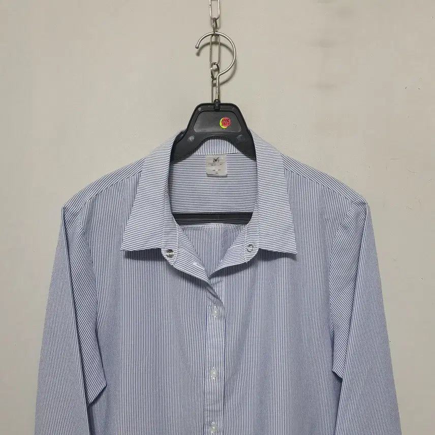 [BUNJANG] Millet Women's Spring/Summer 2021 Stripe Golf Shirt Size 95 / 1275) 밀레 여성 춘하 골프 스트라이프 셔츠 95 21년식