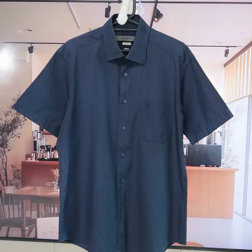 [BUNJANG] Givenchy Navy 4G Embroidered Short-Sleeve Shirt / 정품 GIVENCHY 지방시 네이비 반팔 셔츠 100