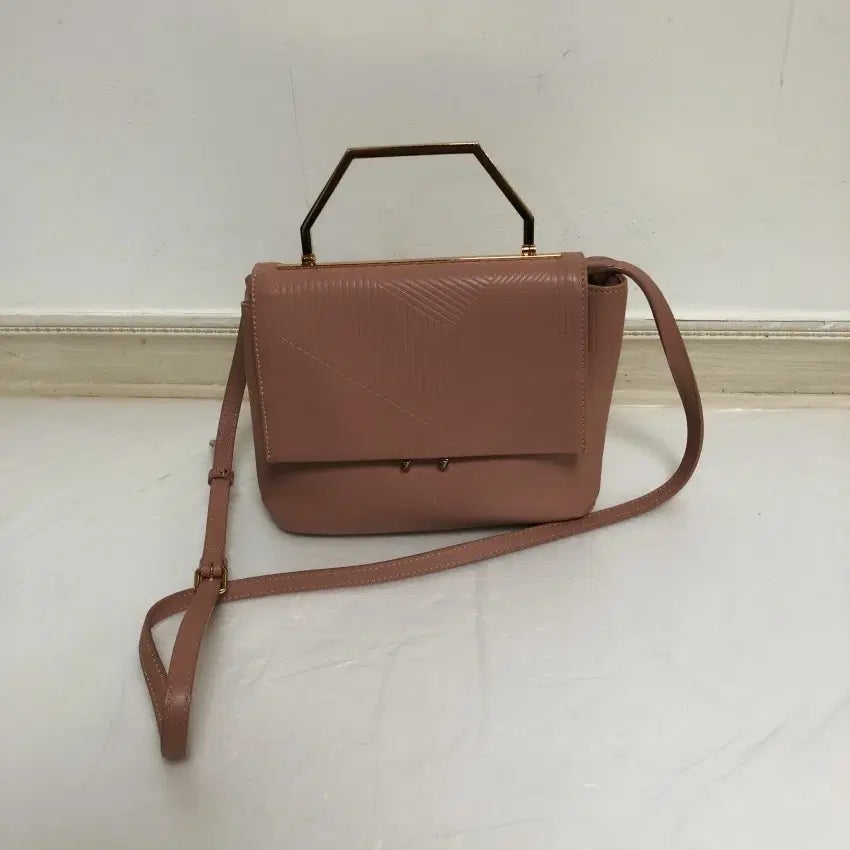 [BUNJANG] Vincis Crossbody Bag / 빈치스 크로스백@9906