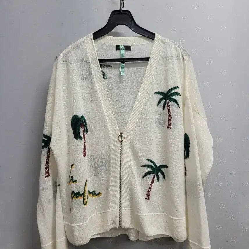 [BUNJANG] United Colors of Benetton Embroidered Cardigan Free Size / 프리)베네통 가디건