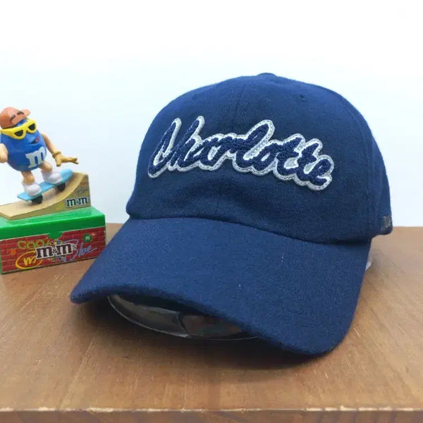 [BUNJANG] NBA Charlotte Hornets Script Logo Wool Ball Cap Navy / NBA 샬럿 호네츠 Charlotte 필기체 자수 울 모자 볼캡 네이비