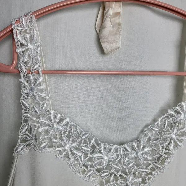 [BUNJANG] Off-White Vintage Camisole Top / 빈티지 오프 화이트 카모마일 슬리브리스 나시 캐미솔 탑