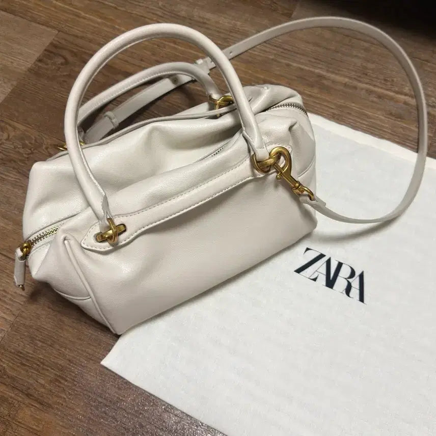 [BUNJANG] Zara Ivory Bowling Bag / 자라 아이보리 볼링백