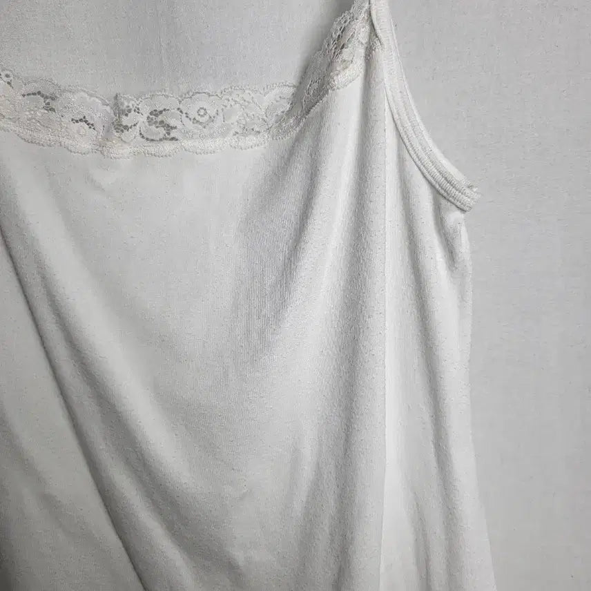 [BUNJANG] Vintage Cream White Floral Sleeveless Tank Top / 빈티지 크림 화이트 플로럴 슬로브리스 나시 탑