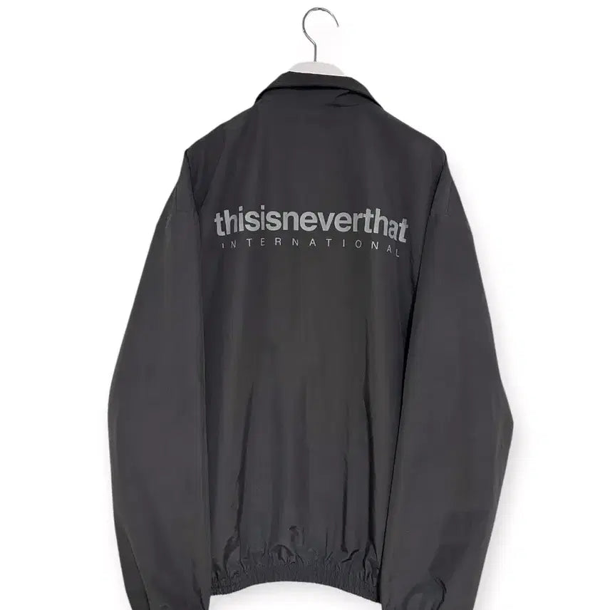 [BUNJANG] Thisisneverthat Logo Windbreaker Jacket / 디스이즈네버댓 로고 바람막이 자켓