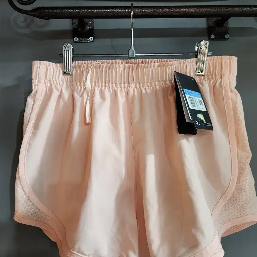 [BUNJANG] Nike Women's Shorts Size 55 / 나이키(정품)55정도(여성)반바지