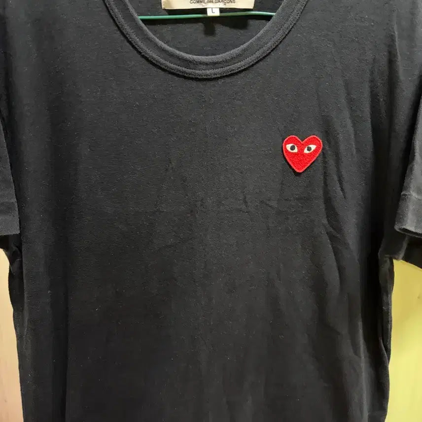 [BUNJANG] Comme des Garçons PLAY Black Heart Logo T-Shirt (L) / (크림구매, 상태 좋음)꼼데가르송 플레이 반팔티 블랙 L