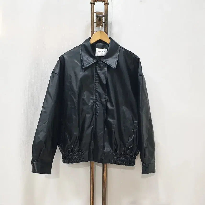 [BUNJANG] Daily Jew Rampl Faux Leather Blue Dot Jumper (One Size) / (JJ31043)데일리쥬 램플 페이크레더 블루점 점퍼(F)