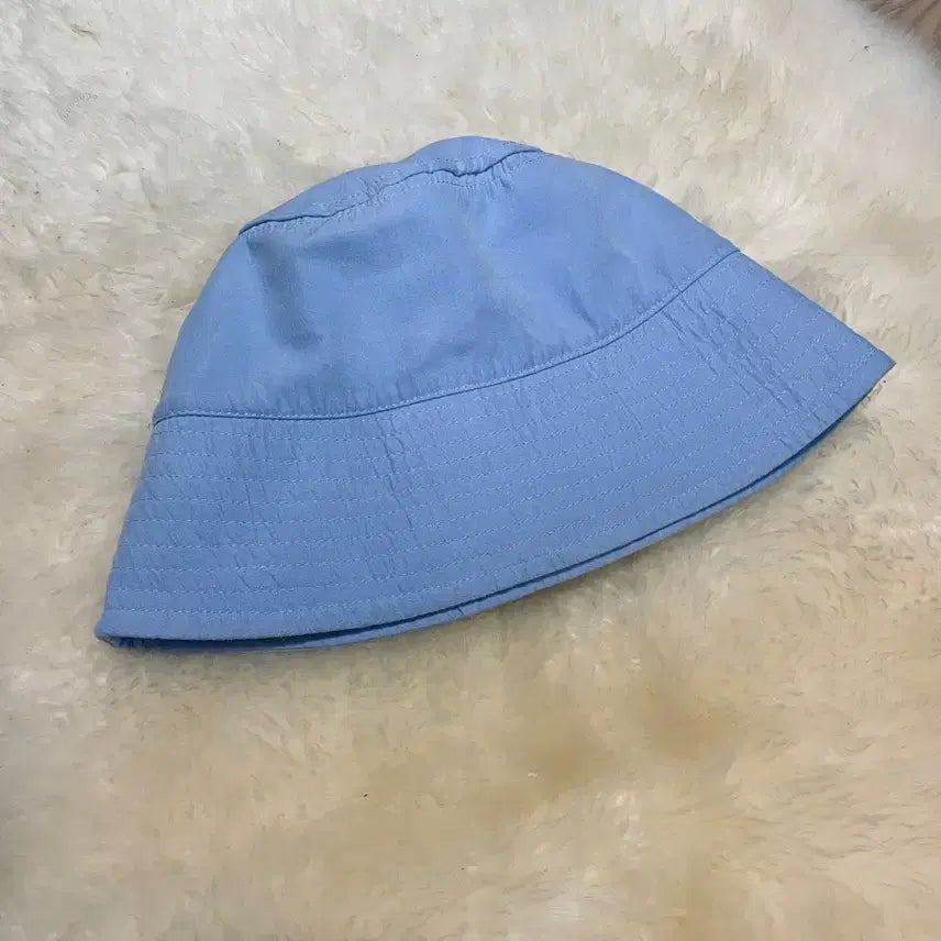 [BUNJANG] H&M Bucket Hat M/L (56-58cm) Subtle Blue / H&M 은은한블루컬러의 버킷햇 M/L (56~58)