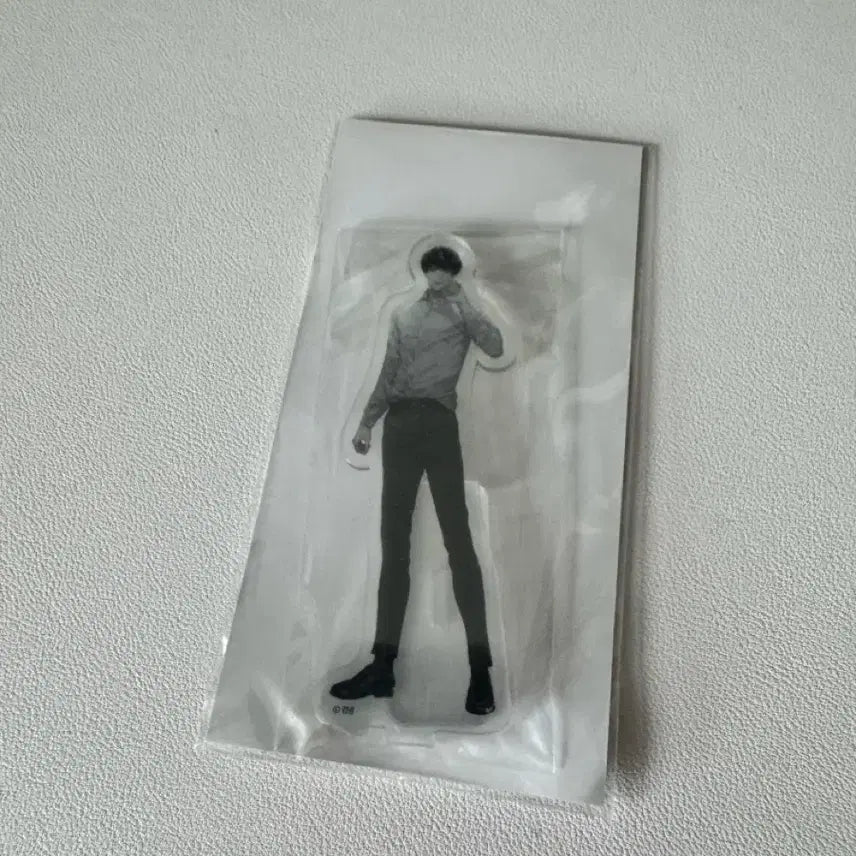 [BUNJANG] Omniscient Reader's Viewpoint Kim Dokja Acrylic Standee (Sealed) / 전독시 검넴 김독자 아크릴 스탠드 미개봉