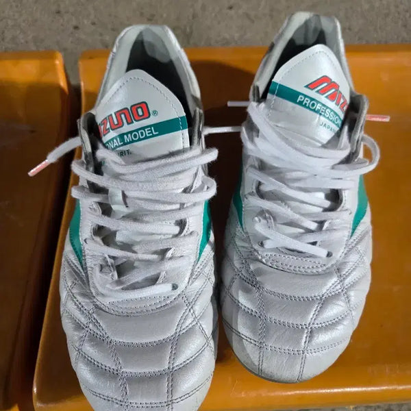 [BUNJANG] Mizuno Morelia 2 Japan AG 265 Football Boots / 미즈노 모렐리아2 재팬 AG 265