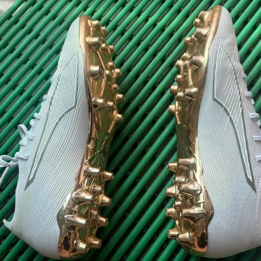 [BUNJANG] Puma Ultra Ultimate 6 MG Soccer Cleats 250 / 푸마 축구화 울트라 얼티메이트 6 mg 250