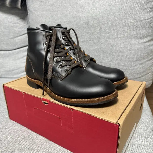 [BUNJANG] Red Wing 9060 Beckman Flatbox Black Klondike Boots / 레드윙 9060 벡맨 플랫박스 - 블랙 클론다이크 / 09060D
