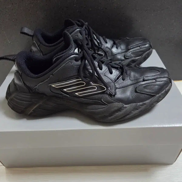 [BUNJANG] Balenciaga Monday Shoes / 발렌시아가 먼데이슈즈 42