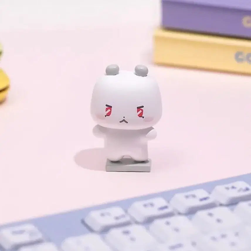 [BUNJANG] MMMM Monitor Figure Mmo (Sealed) / MMMM 므메미무 모니터 피규어 므모(미개봉)