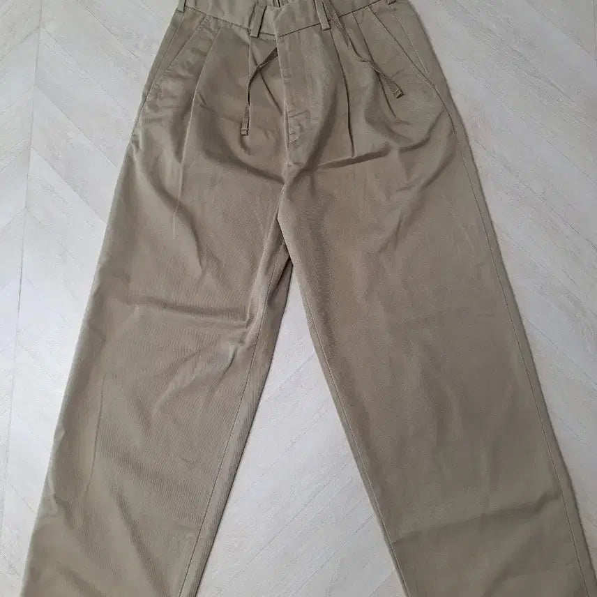[BUNJANG] GU Women's Beige Wide Pants - Size S / GU 여성 베이지 와이드 팬츠 S사이즈  봄 가을용