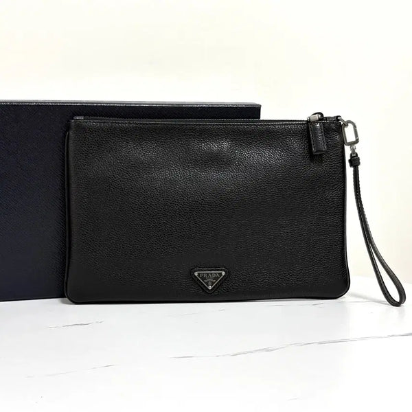 [BUNJANG] Prada Triangle Logo Strap Clutch Bag Black (2NH006) / 프라다 삼각로고 스트랩 클러치백 블랙 (2NH006)