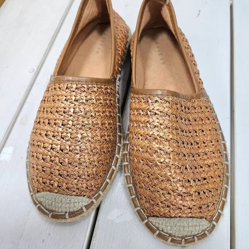 [BUNJANG] Brown Rattan Summer Flat Shoes (230) / 브라운 여름 란탄 플랫 단화 신발(230)