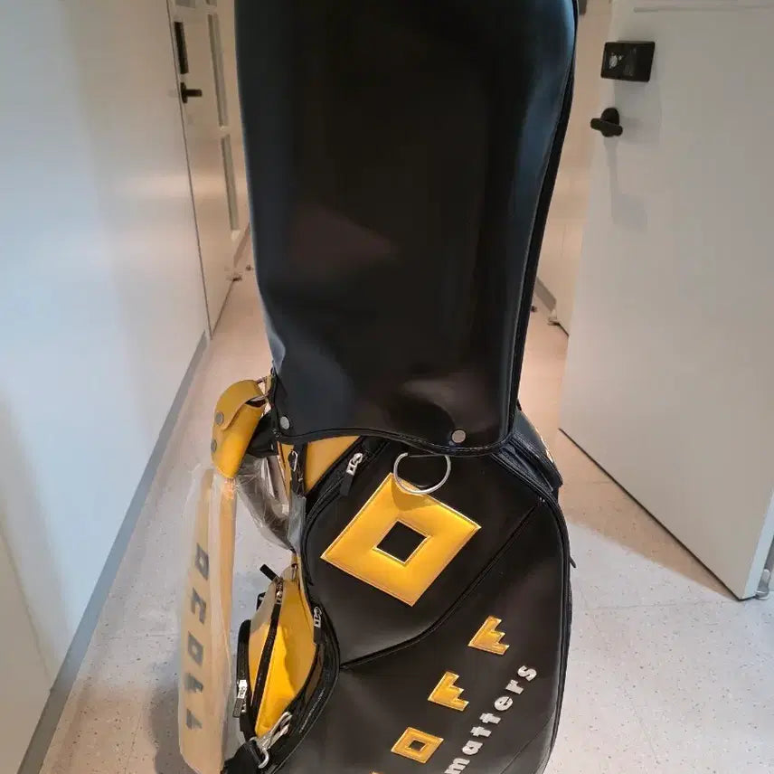 [BUNJANG] ONOFF Golf Bag Black Yellow / 온오프 골프백 블랙 옐로우.새상품