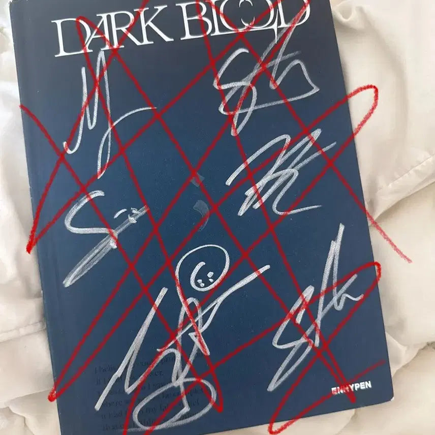 [BUNJANG] ENHYPEN DARK BLOOD Signed Album / 엔하이픈 싸인앨범 비매 DARK BLOOD 앨범 양도합니다