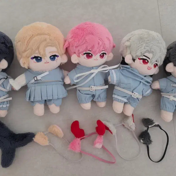 [BUNJANG] Plaive Plushie Clothing Bundle Set (Playing + Waiting) / 플레이브 비공굿 솜깅 플레이깅+기다릴게 의상 일괄양도합니다