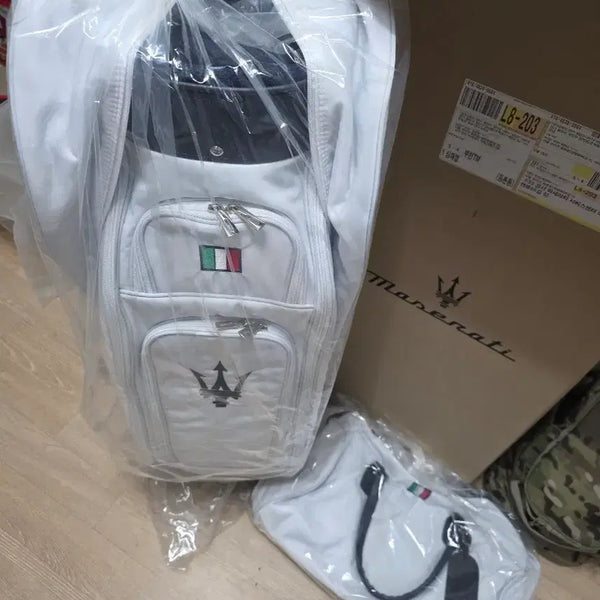 [BUNJANG] Maserati Golf Bag and Boston Bag Set - White / 마세라티 골프백 캐디백 보스턴백 세트 화이트