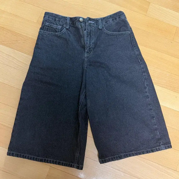 [BUNJANG] Beanpole Bermuda Shorts / 빈폴 버뮤다 팬츠