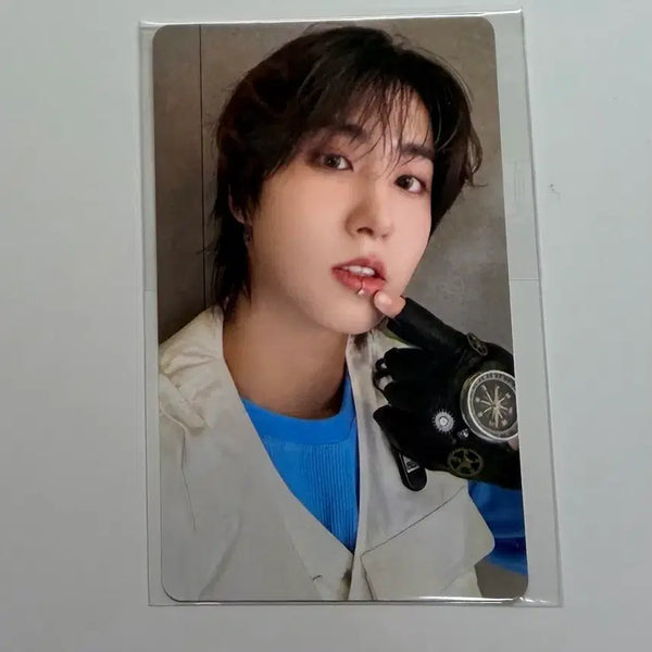 [BUNJANG] Stray Kids Han Jisung THIS & THAT Fanshop Fans Ver. Photocard (Unsealed) / 스트레이 키즈 한지성 디스앤댓 팬즈 특전 미개봉