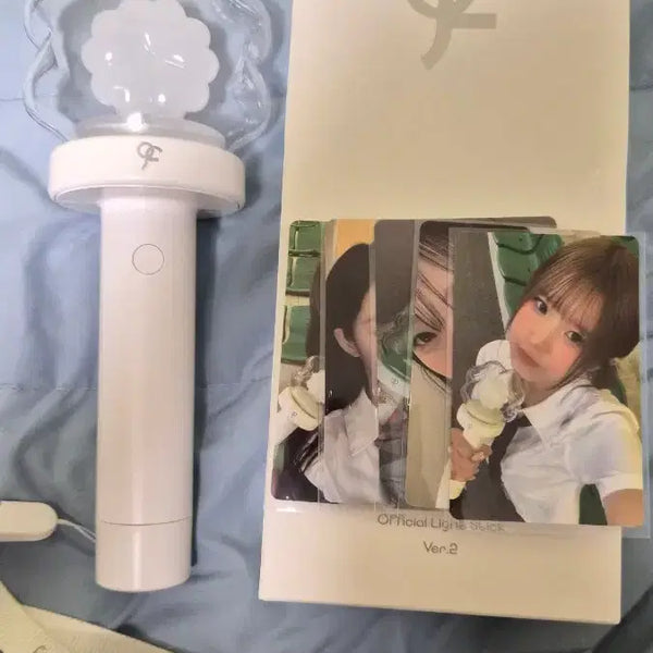[BUNJANG] fromis_9 Official Lightstick Ver.2 with Photocard / 프로미스나인 응원봉 Ver.2 공식 포토카드 포함
