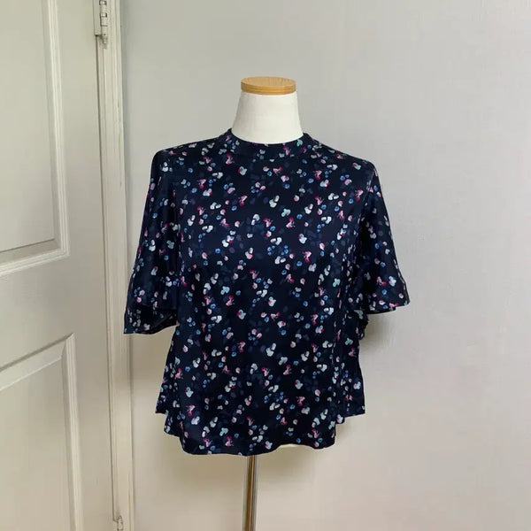 [BUNJANG] Calvin Klein Wing Sleeve Blouse / 캘빈클라인 날개소매 블라우스