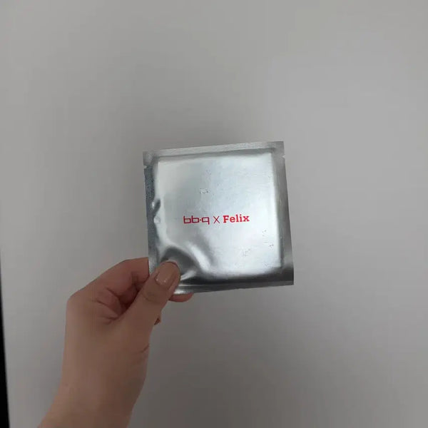 [BUNJANG] Stray Kids Felix BBQ Lucky Draw Photocard Holder (Sealed) / BBQ 필릭스 굿즈 럭키드로우 미개봉 새상품