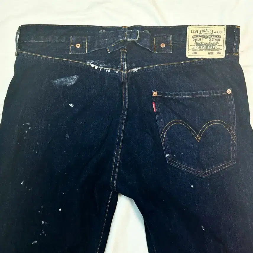 [BUNJANG] Levi's 201 Buckle Back Jeans with Suspenders Buttons / Levi's 201 버클백 진스