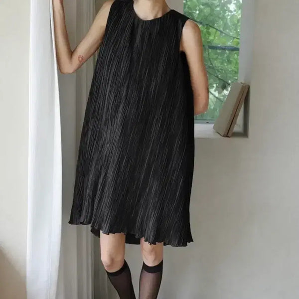 [BUNJANG] HWI Mini Pleated Dress (Black) / 휘 HWI 미니 플리츠 원피스 (블랙)