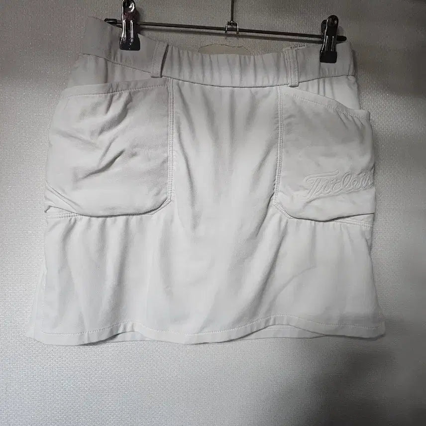 [BUNJANG] Titleist Women's Golf Skirt White Size 25 / 타이틀리스트 여성 골프 스커트 화이트 25