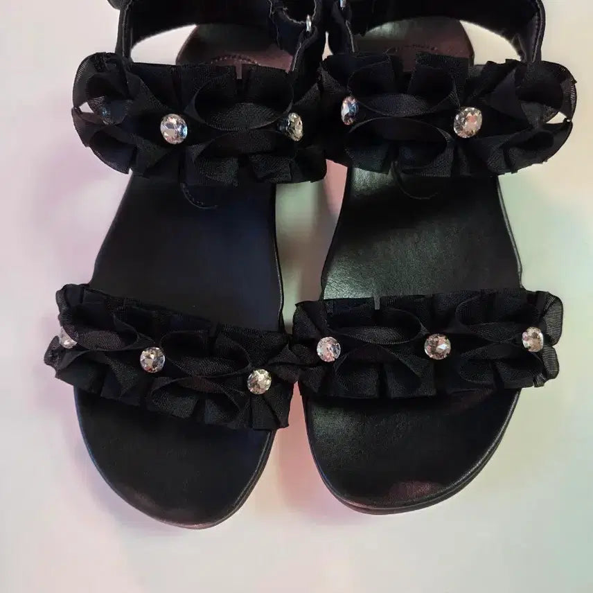 [BUNJANG] Black Ribbon Cubic Sandals / 블랙 리본 큐빅 샌들