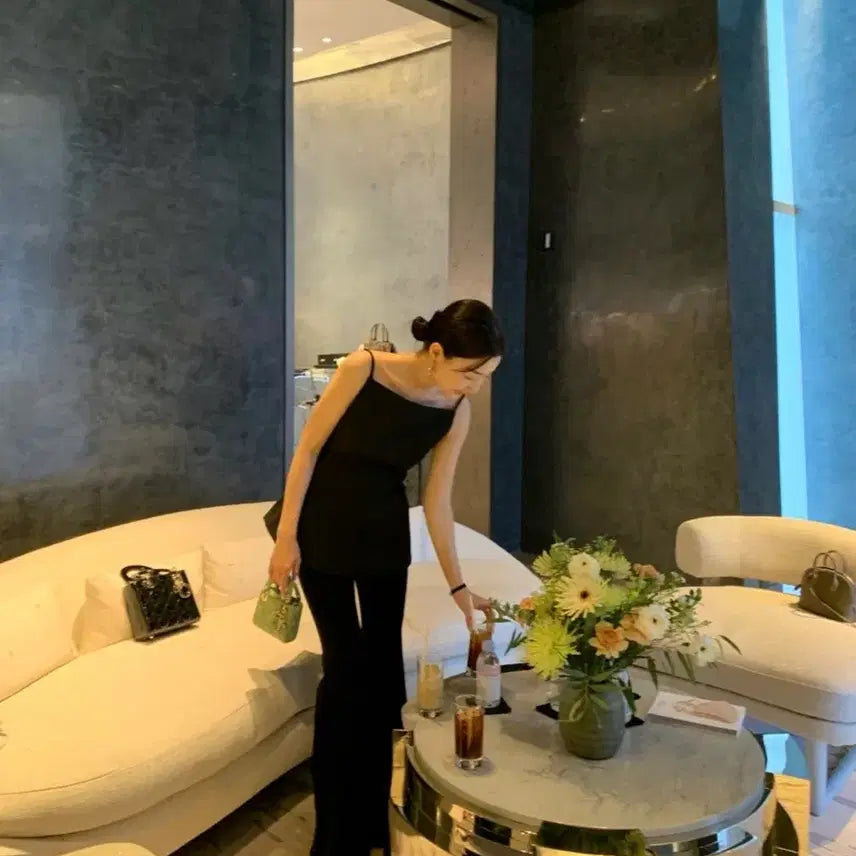 [BUNJANG] Dutchy Dior Sleeveless Top S / 더치치 디오르 나시탑 S