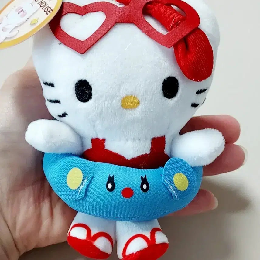 [BUNJANG] Hello Kitty Doll Keychain / 키티 인형 키링