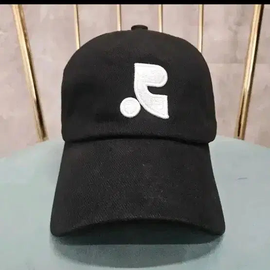 [BUNJANG] Rest and Recreation Ball Cap / 레스트앤레크레이션 볼캡모자
